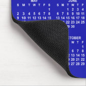 Königsblauer und weißer Kalender 2027 Mousepad (Ecke)