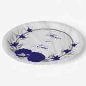 Königsblumen silberne Blätter mit Marmor Pappteller (Schrägansicht)