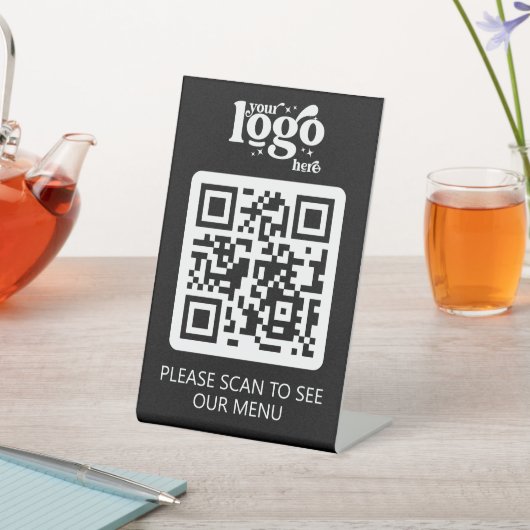 Kontaktloses QR-Code-Restaurant-Menü mit Logo Sockelschild (In SItu)