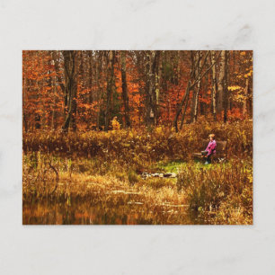 Kontemplation des Herbstpfades Postkarte