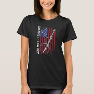 Kontrabass und amerikanische Flagge für Bassspiele T-Shirt
