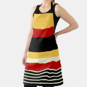 Kontragelb mit Rot Schürze (InSitu)