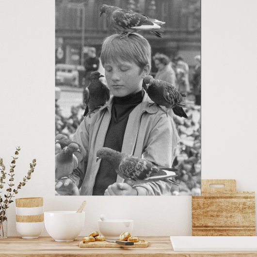 Konzentration für einen jungen Franziskaner 1968 Poster (Küche)