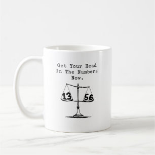 Konzentriere dich auf die Zahlen, Mathe-Fokus Kaffeetasse