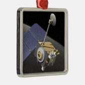 Konzept des Künstlers 10 Ornament Aus Metall (Rechts)