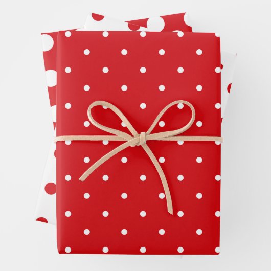 Koordination der niedlichen Rot- und Weißpolka-Pun Geschenkpapier Set (Beispiel)