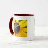 Koordination von Elementen der Moth-Raupe im gemei Tasse (Vorderseite Links)