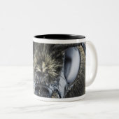 Kopf der Hummel Zweifarbige Tasse (VorderseiteRechts)