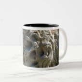 Kopf der Medusa Zweifarbige Tasse (VorderseiteRechts)