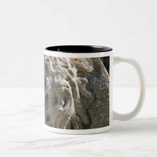 Kopf der Medusa Zweifarbige Tasse (Rechts)