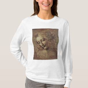 Kopf einer jungen Frau mit dem Tousled Haar oder, T-Shirt