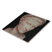 Kopf von Caesar Augustus Fliese (Seite)