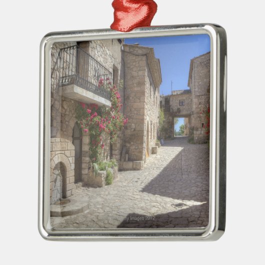 Kopfsteinstraße, SteinGebäude, historisch Silbernes Ornament (Links)