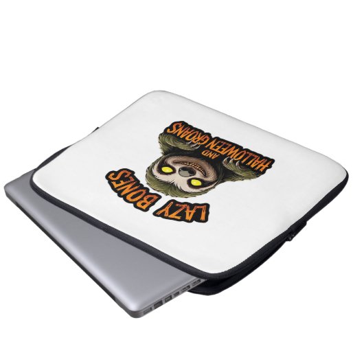 Kopie von Lazy Bones and Halloween Groans - Creepy Laptopschutzhülle (Vorne Knopf)