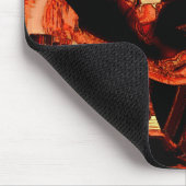 Koralle oder dunkler Lachs vernichtet, schwarzer H Mousepad (Ecke)