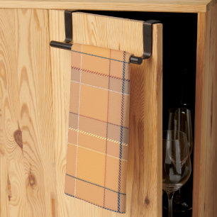 Koralle, orange, brauner Tartan kariert. Geschirrtuch