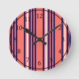 Korallen, blau und weiß fünf Streifen Muster Runde Wanduhr