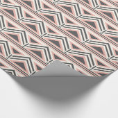Korallen- und Gray Geometric Tribal Pattern Geschenkpapier (Ecke)