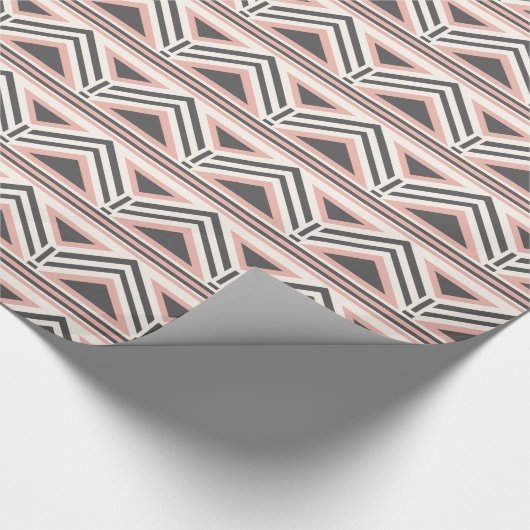 Korallen- und Gray Geometric Tribal Pattern Geschenkpapier (Ecke)