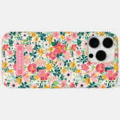Korallenfarbene Ditsy-Blumen mit Monogramm Case-Mate iPhone Hülle (Rückseite (Horizontal))