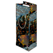 Korallenriff mit Feuerkorallen und exotischen Fisc Geschenktüte Für Weinflaschen (Rückseite Schrägansicht)