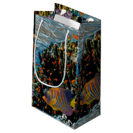 Korallenriff mit Feuerkorallen und exotischen Fisc Kleine Geschenktüte