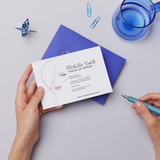 Korallenrosa Lippen bilden das Künstlermarkieren Postkarte