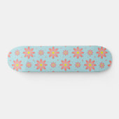 Korallenrosa und pulverblau delikate, daisate Blum Skateboard (Horizontal)