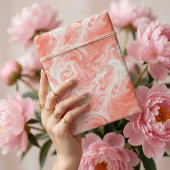 Korallenrosa und weißes, marmorähnliches Fließmust Geschenkpapier