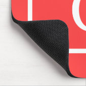 Korallenrot mit griechischem Schlüsselrahmen #2 An Mousepad (Ecke)