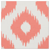 Korallenrotes Ikat Muster Stoff (Nahaufnahme)