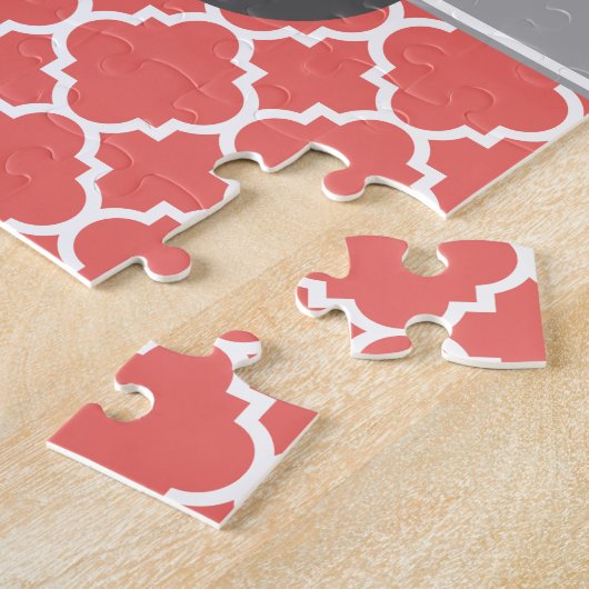 Korallenweißes Monogramm Letter K Quatrefolie Puzzle (Seite)