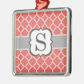 Korallenweißes Monogramm Letter S Quatrefolie Ornament Aus Metall (Links)