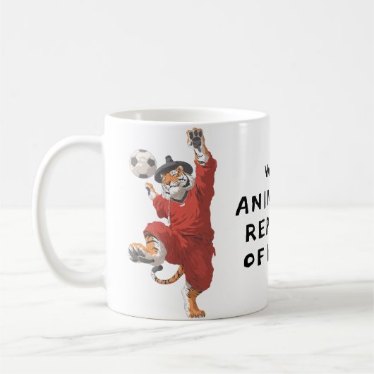 Korean Tiger Striker in Gat Kaffeetasse (Links)