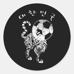 Koreanischer Fußball für das rote Weltteam  Runder Aufkleber