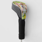 Korgien spielen im Gras Golf Headcover (angewinkelt)
