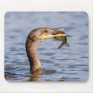 Kormoran mit Fisch Mousepad