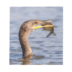 Kormoran mit Fisch Notizblock