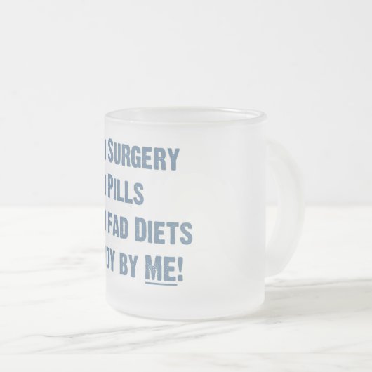 Körper durch mich Tassen-Verpackung Mattglastasse (VorderseiteRechts)