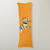 KÖRPERPILLOW ZUHAUSE BEDINGT SEITENSCHLÄFERKISSEN (Vorderseite Vertikal)