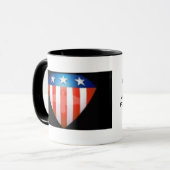 KORPG Übel-Handelnde passen Kaffee-Tasse auf Tasse (Vorderseite Links)