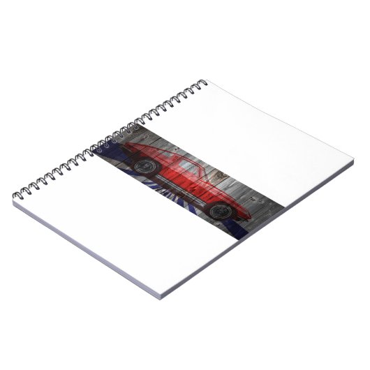 KorvetteStingray auf hölzernem Entwurf der Scheune Notizblock (Linke Seite)