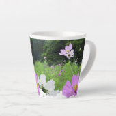Kosmetik, Wilde Blume Felskollage Latte Tasse (Rechte Ecke)