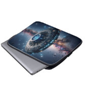Kosmische Begegnung: Alien im Galaxie Laptopschutzhülle (Vorne Knopf)