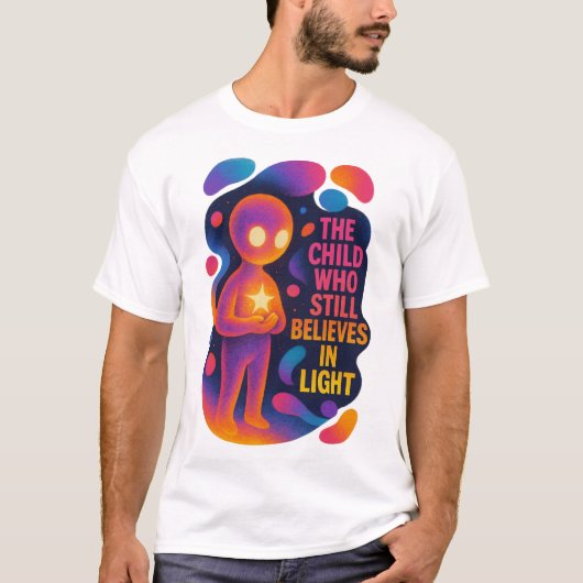 Kosmische Glow-Charakter- & Inspirationskunst T-Shirt (Vorderseite)