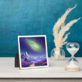 Kosmische Grüngalaxie über Lila Berglandschaft Fotoplatte (InSitu)