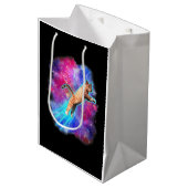 Kosmische Katzen Funny Outway T-Shirt Galaxy Kitty Mittlere Geschenktüte (Vorderseite Schrägansicht)