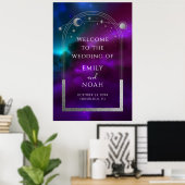 Kosmische Lila Aquamarine Sonnenstrahlen Begrüßung Poster (Heimbüro)