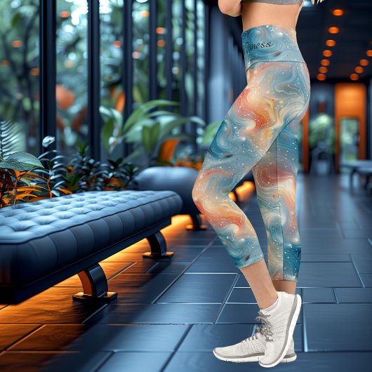 Kosmische Ruhe, Abstrakt in Pastelltönen Capri Leggings
