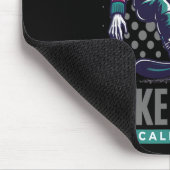 Kosmische Thrills - Alien Snowboarden im Tahoer Se Mousepad (Ecke)